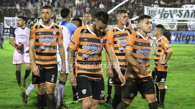 Primera Nacional: Panorama negro para For Ever