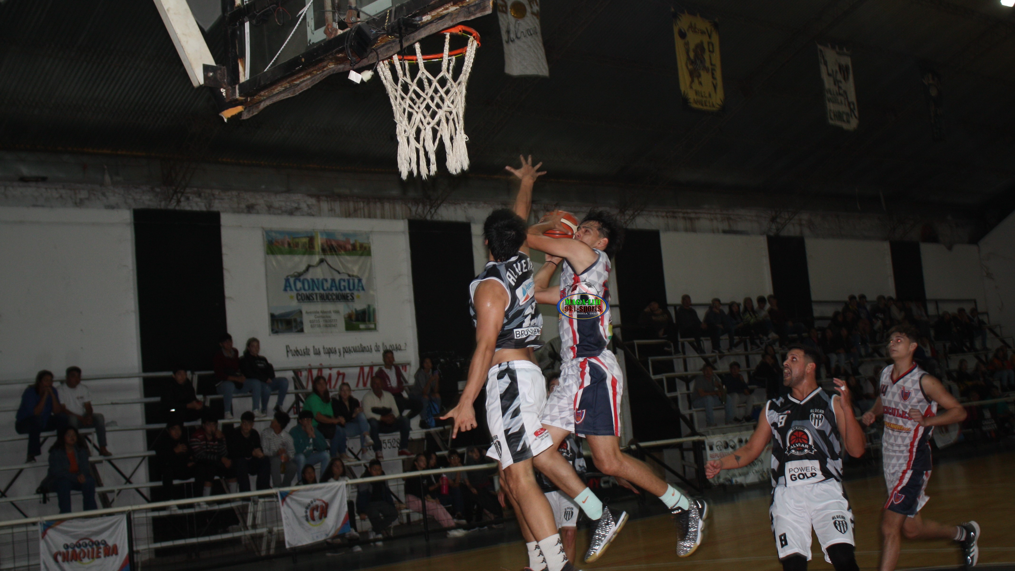 Asociativo Básquet 2023: Alvear y un nuevo traspié, cayo por la mínima ante Hércules