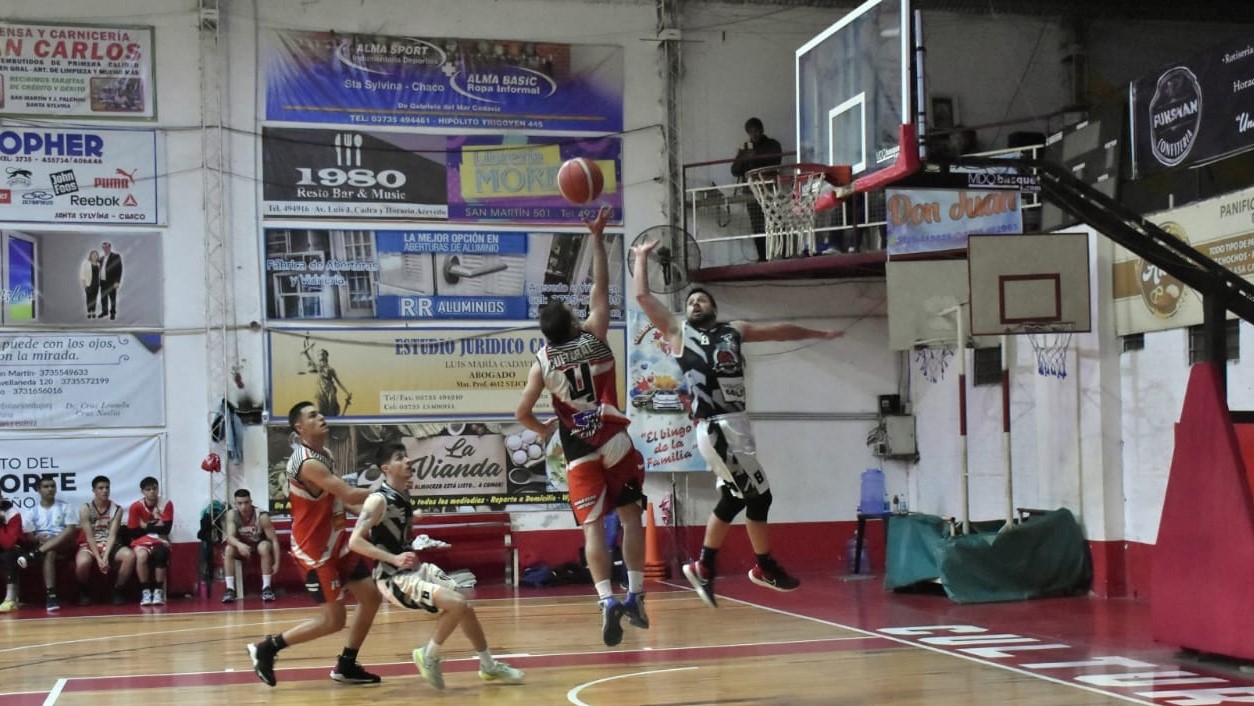 Asociativo 2023: Alvear sorprendió al dueño de casa y le arrebato el triunfo