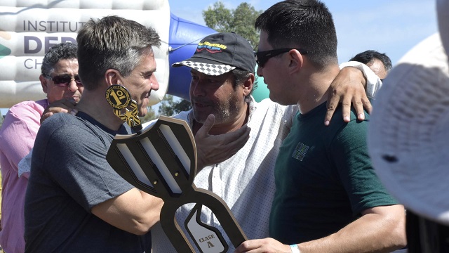 Villa Angela: El Gobernador acompaño el campeonato de automovilismo 