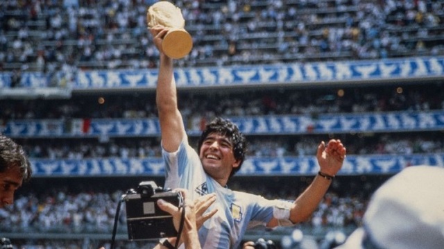 Maradona fue elegido como el deportista más popular de la historia por un medio de Inglaterra