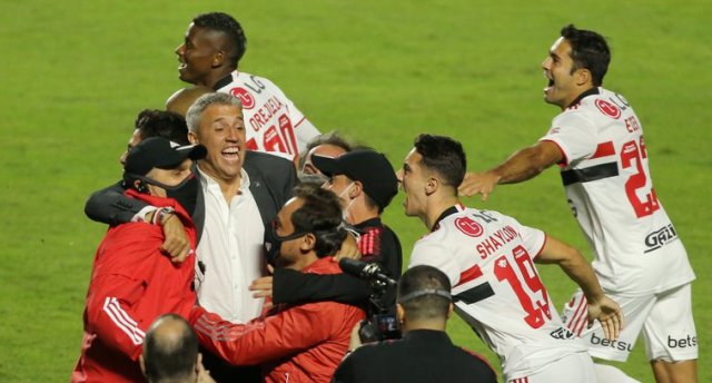 Torneo Paulista: Hernán Crespo se consagró campeón en Brasil y cortó una sequía de casi una década para el San Pablo