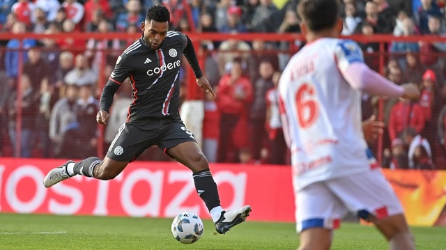 River cayó en su visita a Argentinos Juniors y extendió su mal momento