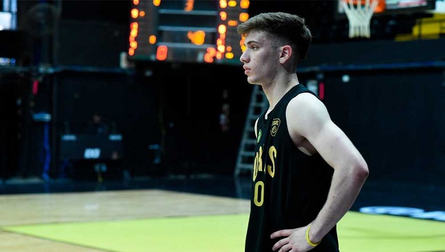 El chaqueño Emir Pérez Barrios se prepara para uno de los torneos de básquet más importantes de la ciudad de Buenos Aires