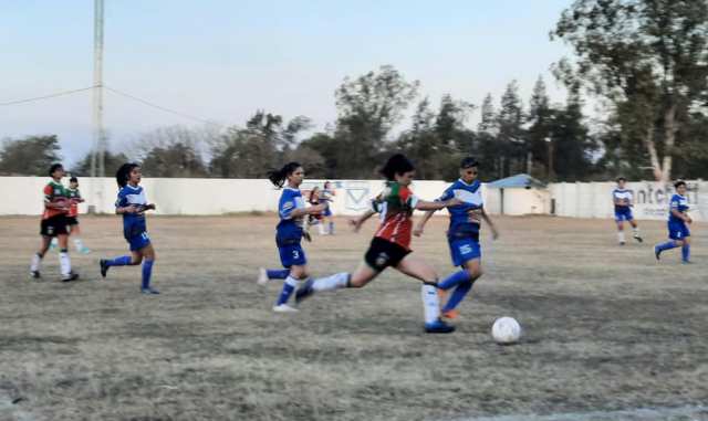 Femenino de Afoch: Triunfos de Comercio y Textil por la démina fecha del torneo