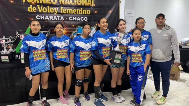 Vóley: Comercio participó del torneo "Las Tanitas" en Charata