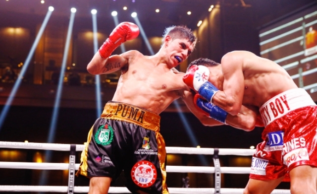 Fernando “Puma” Martínez derrotó a Jerwin Ancajas y se coronó campeón mundial de los Super-Moscas de la FIB