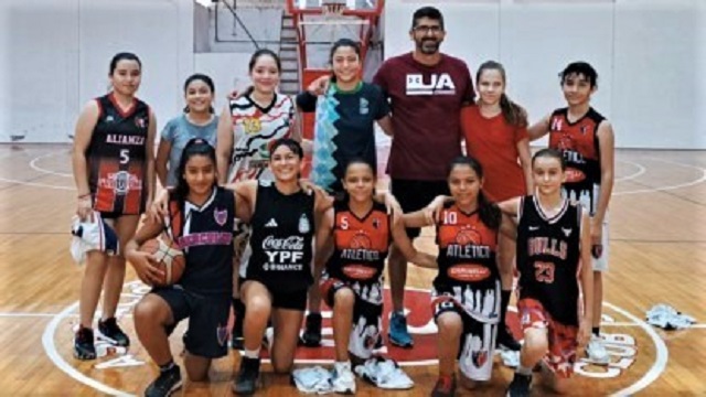 Las Breñas recibió a las chicas del U13 Chaqueño