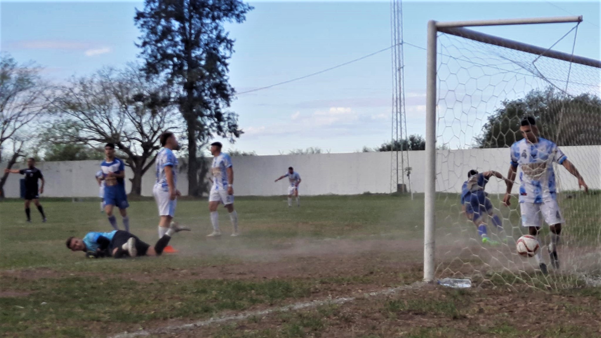 Cuartos de Final: Comercio perdió de local en la ida ante Racing