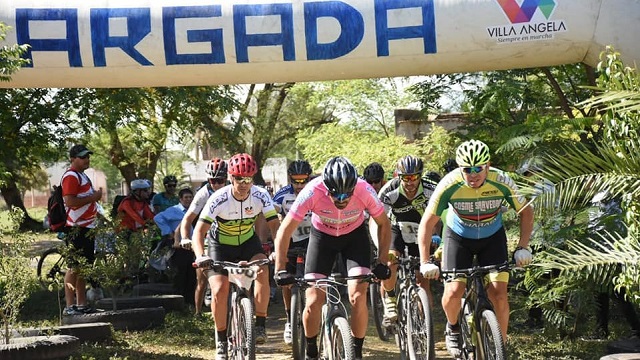 Con más de 50 competidores, se llevó a cabo la carrera MTB "Desafío Rutas del Tanino"