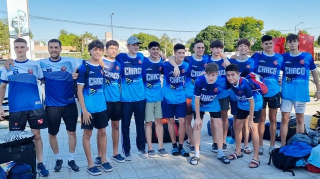U15: Chaco partió a Mar del Plata para el Argentino con el Villangelense Nitzlnader en el plantel