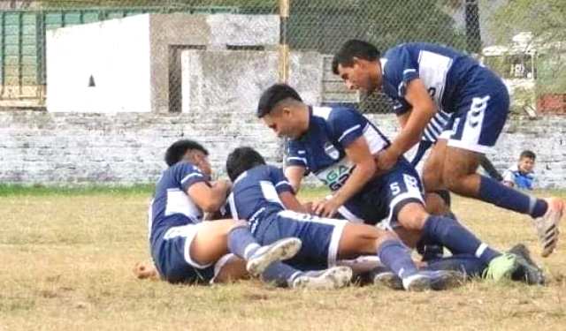 Federativo: Juvenil es semifinalista de zona y espera por Renz o Unión y Fuerza