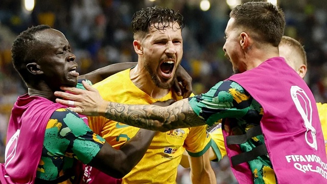 Qatar 2022: Australia venció a Dinamarca y se clasificó a los octavos de final
